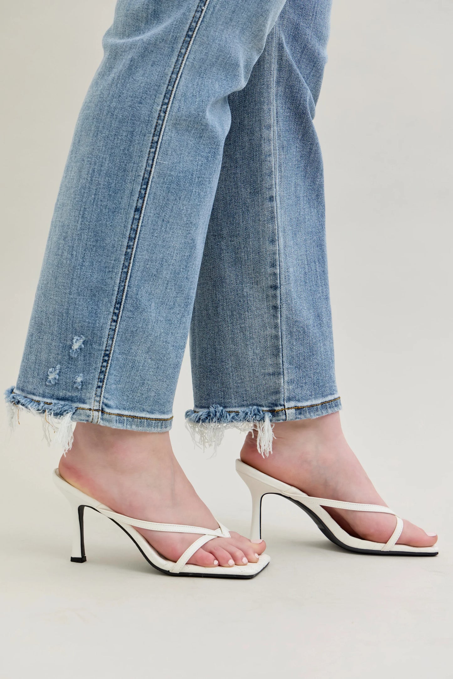 Judy Blue Nia Mid-Rise Yoke Cell Phone Pocket Dad Jeans