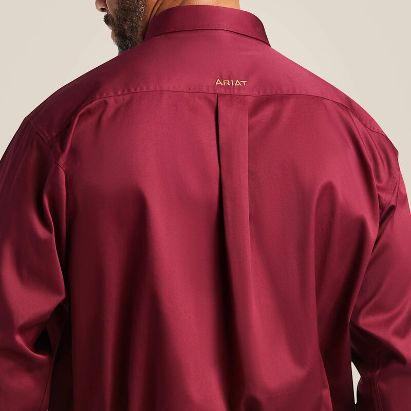 Ariat Men's Burgandy Solid Twill Classic Shirt