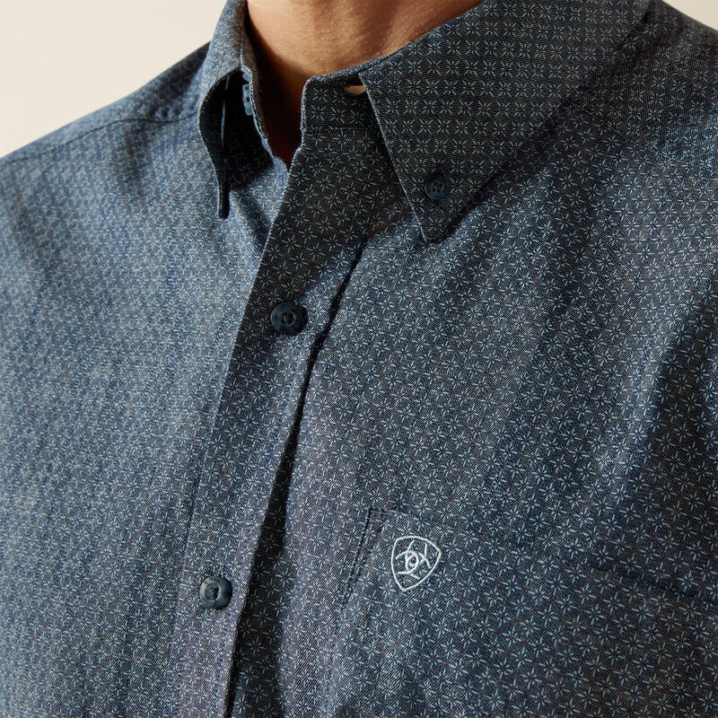 Ariat Trent Classic Fit Shirt in Chambray Blue