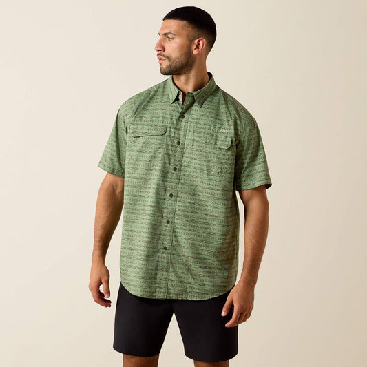 Ariat Printed VentTEK Outbound Classic Fit Shirt in Green