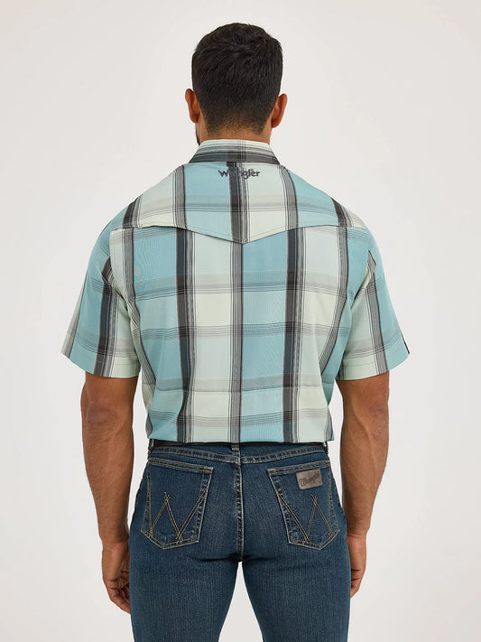 Wrangler Men's Performance Snap Short Sleeve Plaid Cloudy Blues Shirt