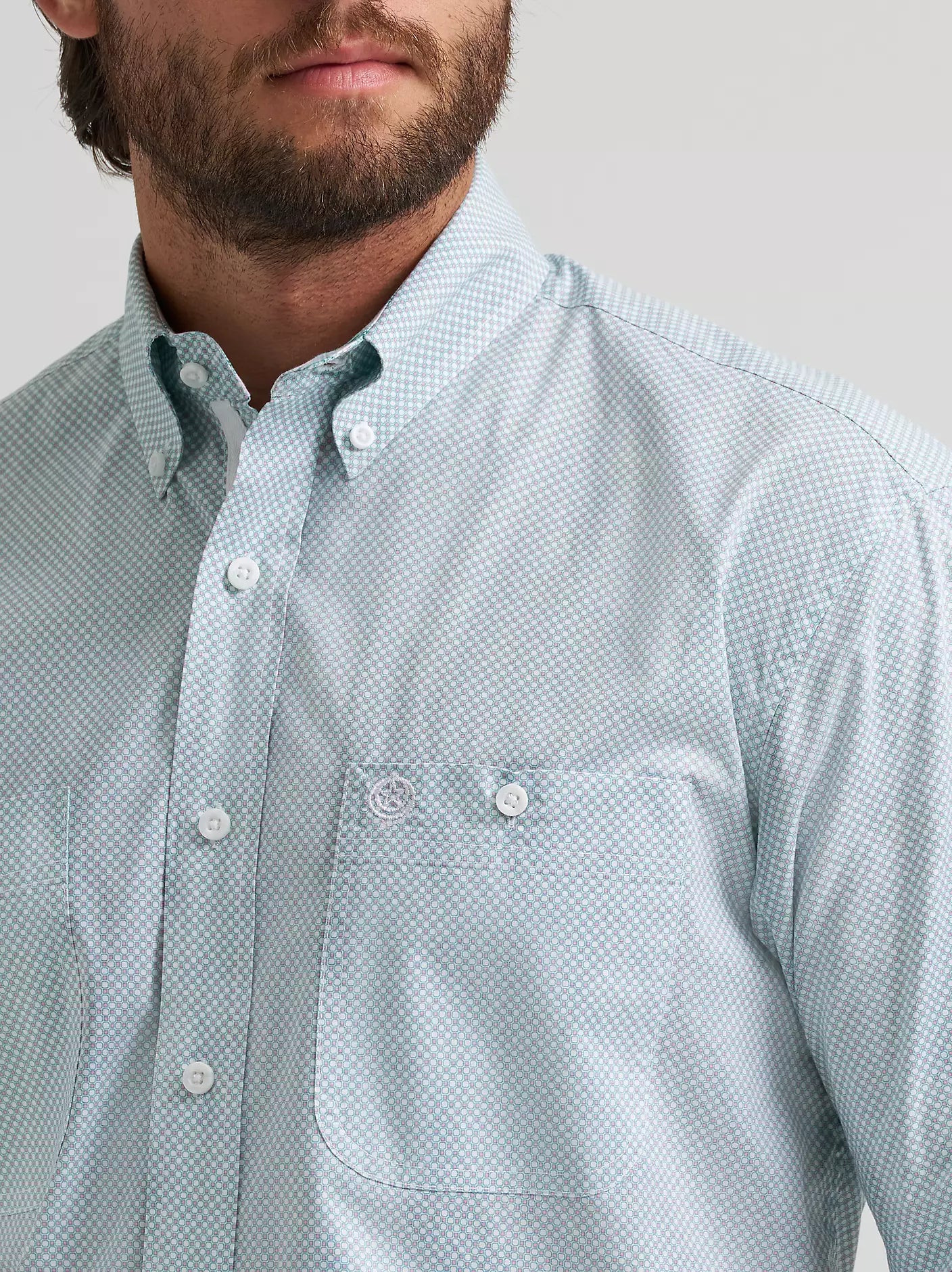 Wrangler George Strait Short Sleeve Two Pocket Button Down Shirt in Grove Green Bubbles
