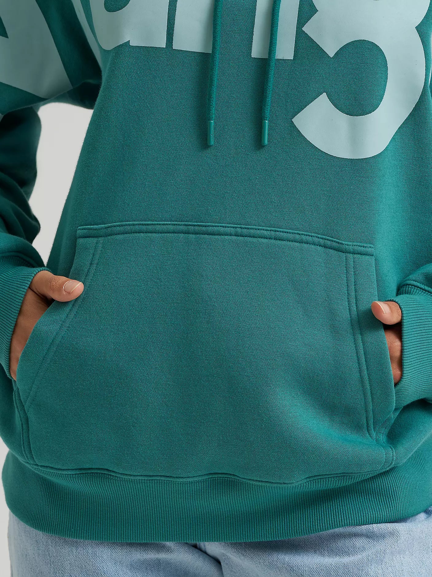 Wrangler Women’s Wrangler Wide Open Spaces Logo Hoodie in Teal Dream
