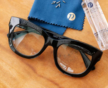 Peepers Center Stage Black Reading Glasses