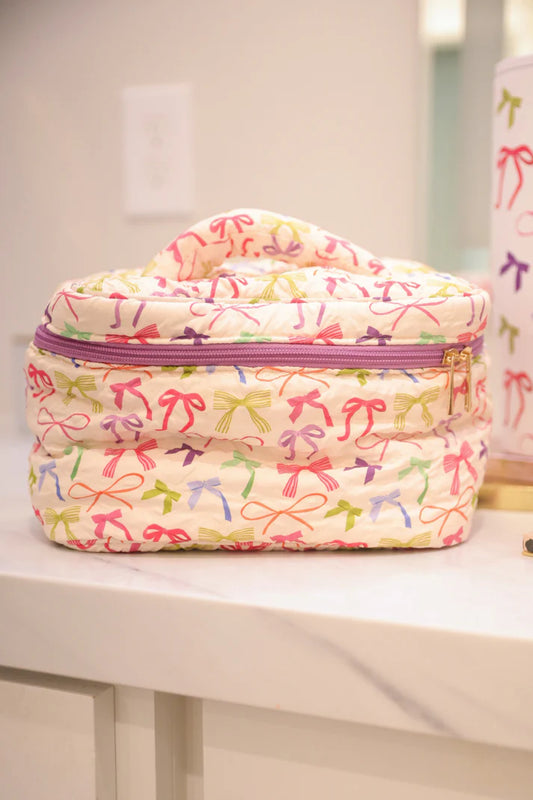 Daylight Bow Jetsetter Quilted Bag