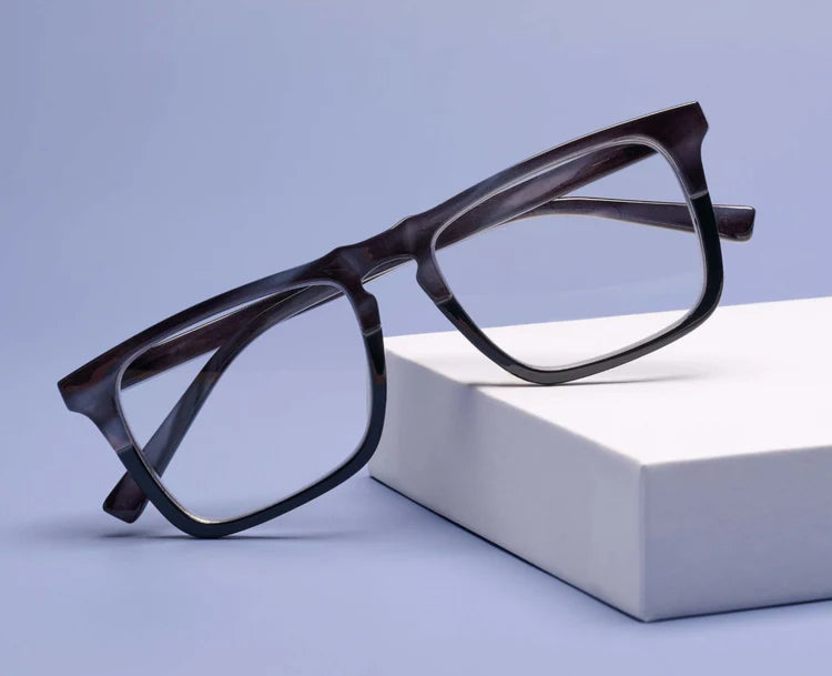 Peepers Traveler Charcoal Horn/Black Reading Glasses