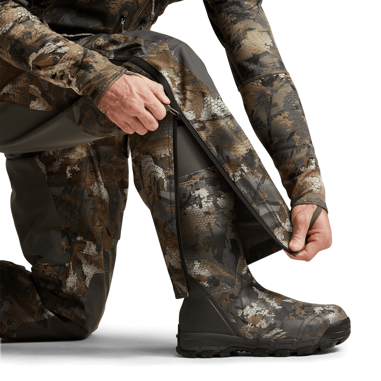 Sitka Hudson Bib in Optifade Timber