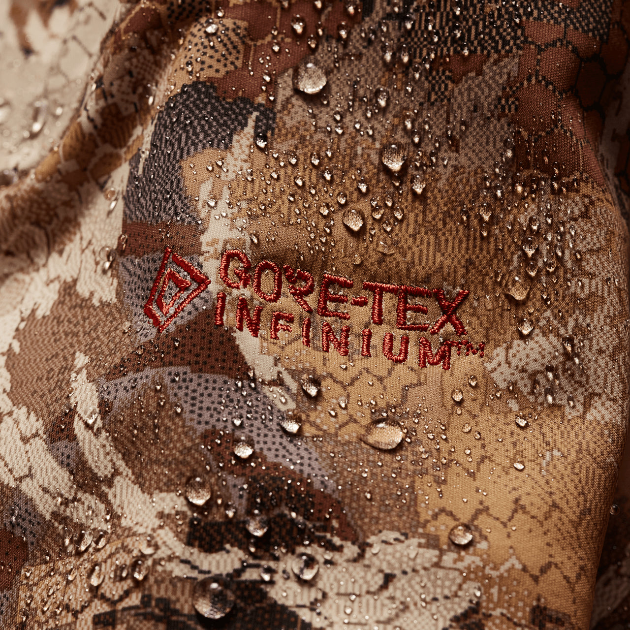 Sitka Jetstream Jacket in Optifade Waterfowl Marsh