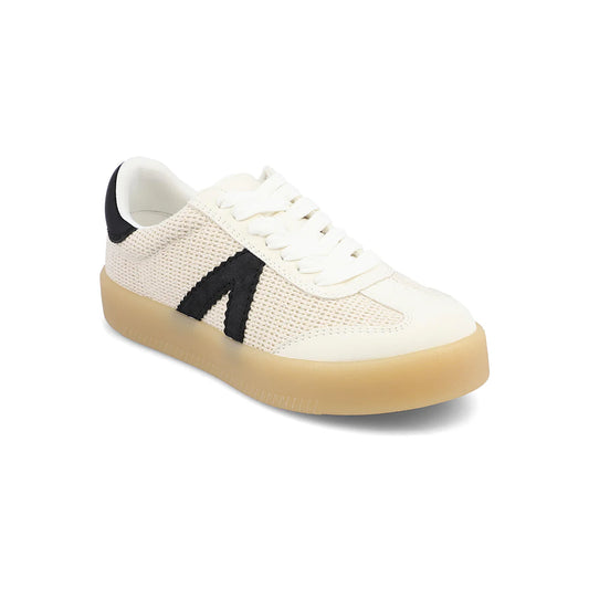 Mia Shoes Axel Sneaker in Beige & Black