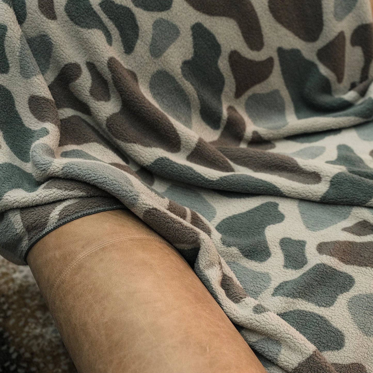 Burlebo Sherpa Blanket in Classic Deer Camo