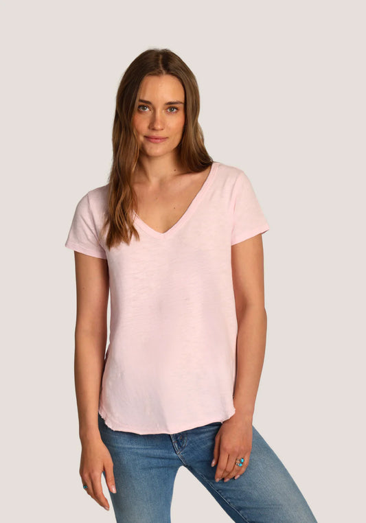 Dylan Deep V-Shirt Tail Tee in Blush