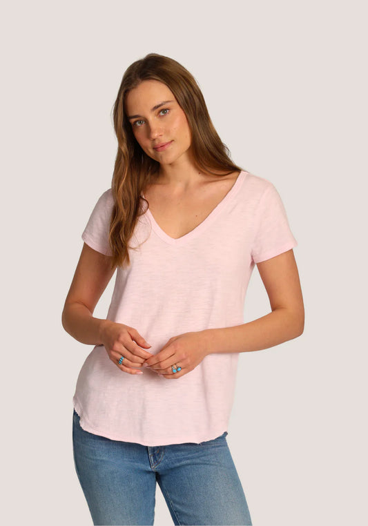 Dylan Deep V-Shirt Tail Tee in Blush