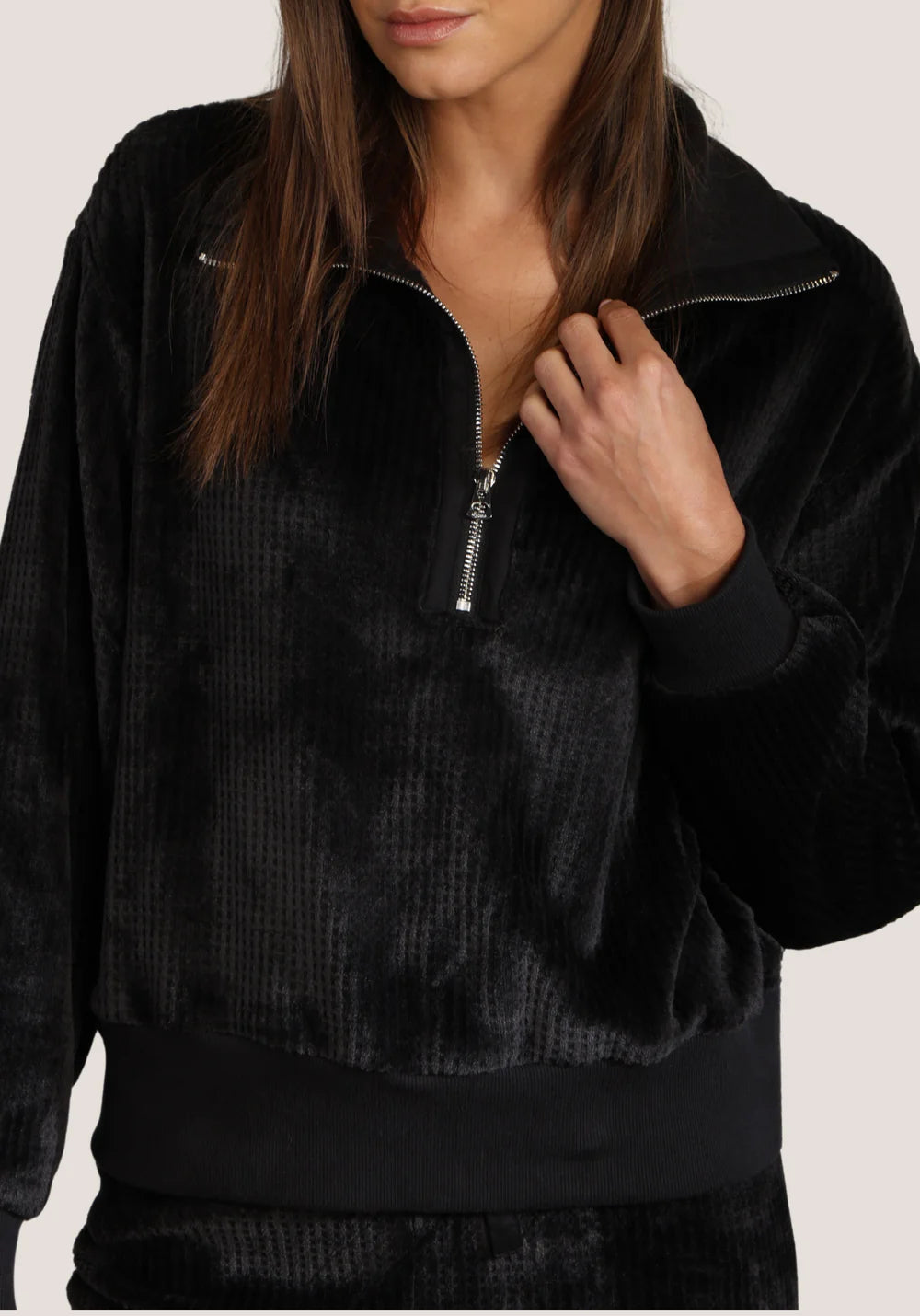 Dylan Skylar Half Zip in Black