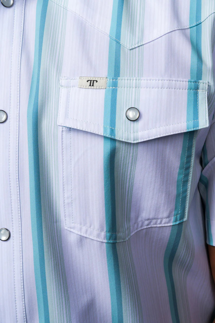 Ferrell The Tristan in Short Sleeve Pearl Snap Shirt in Grey Green