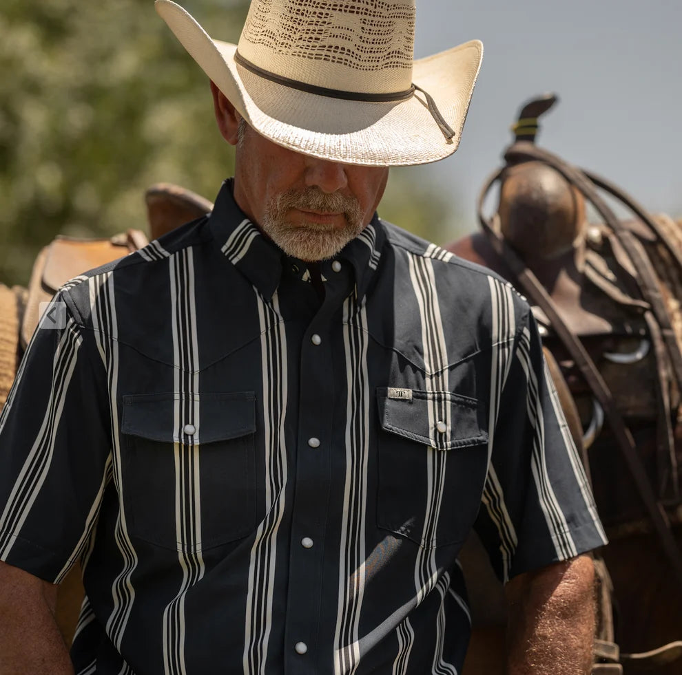 Ferrell Brand The Hatfield Short Sleeve Pearl Snap Shirt in Blue