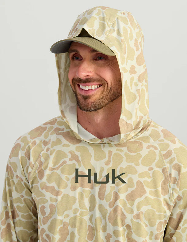 Huk Airweight KC Printed Hoodie in KC Sand Camo