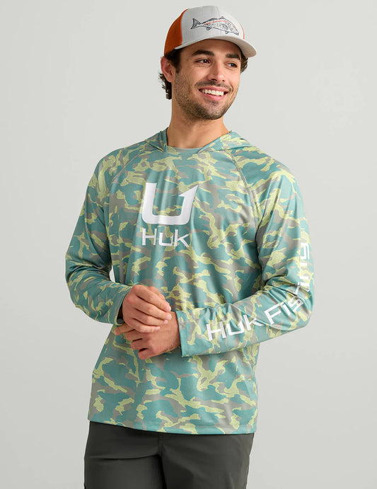 Huk Icon Performance Hoodie in Seagrass Camo