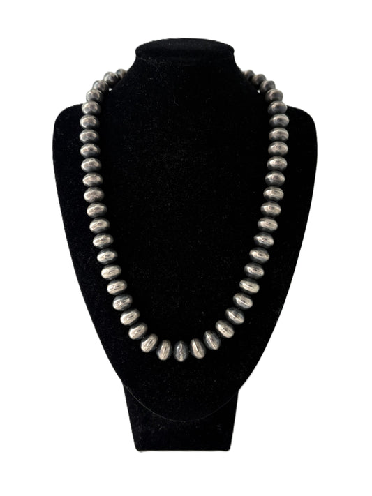 26'' Navajo Pearl Necklace