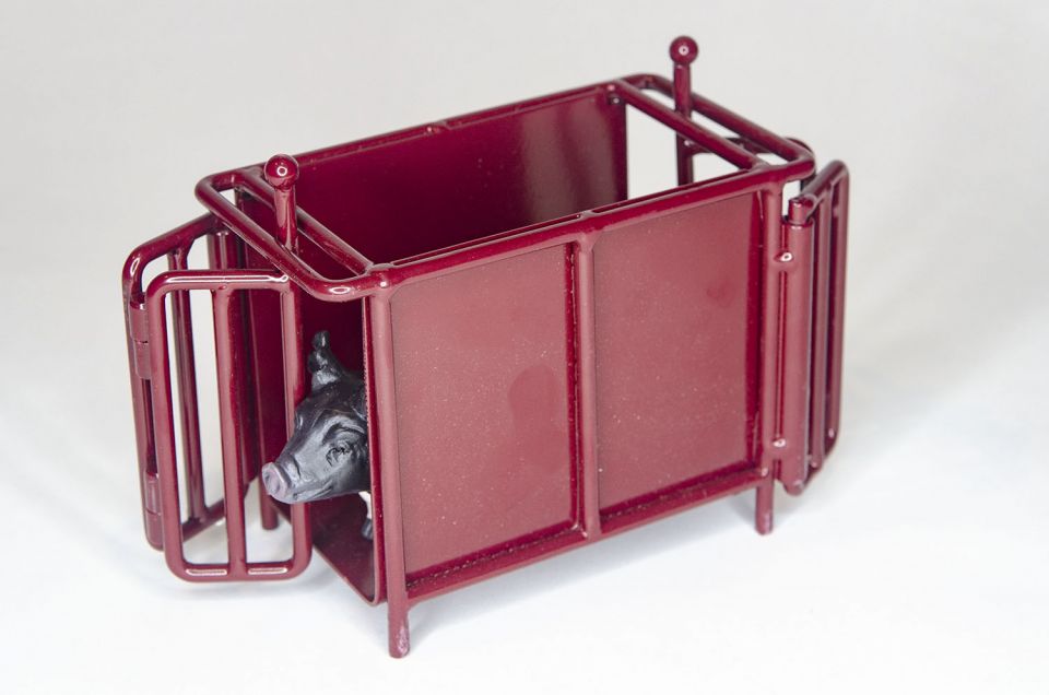 Little Buster Toys Hog/Sheep/Goat Crate Scales Red