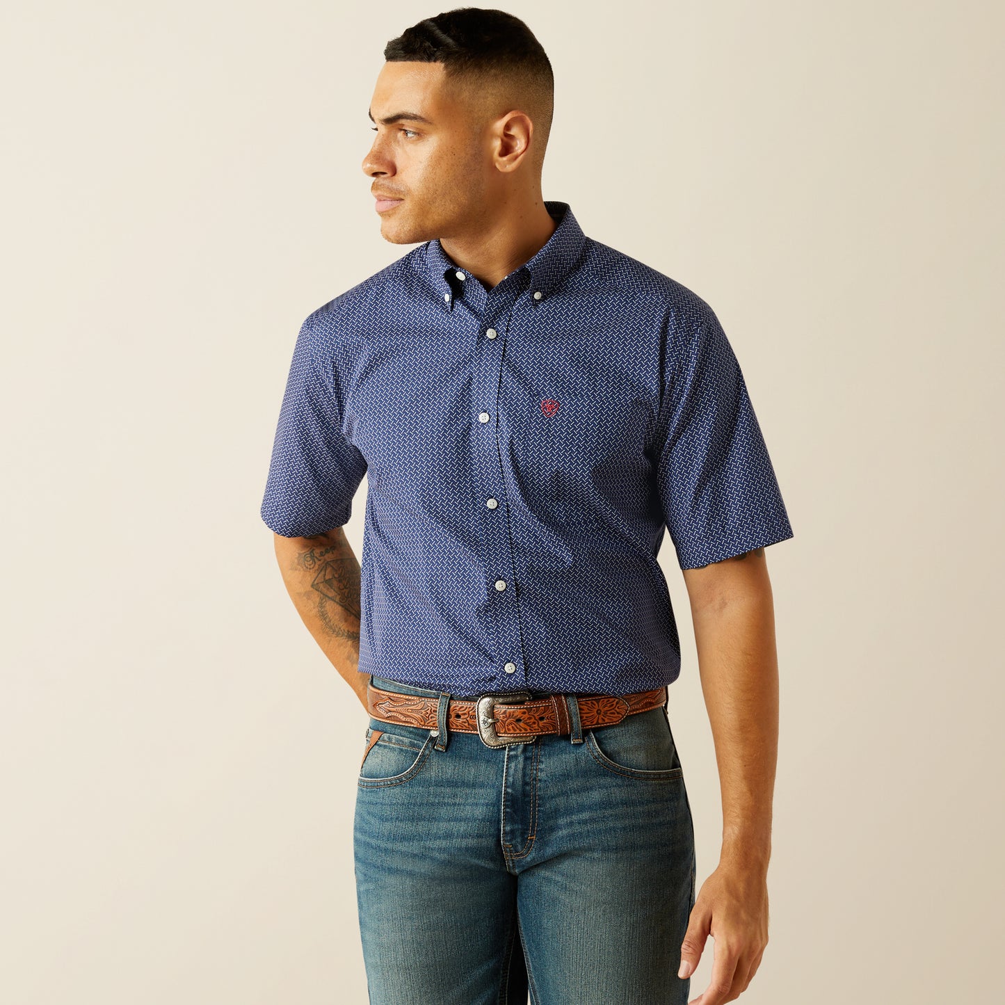 Ariat Wrinkle Free Davis Classic Fit Shirt in Dark Blue