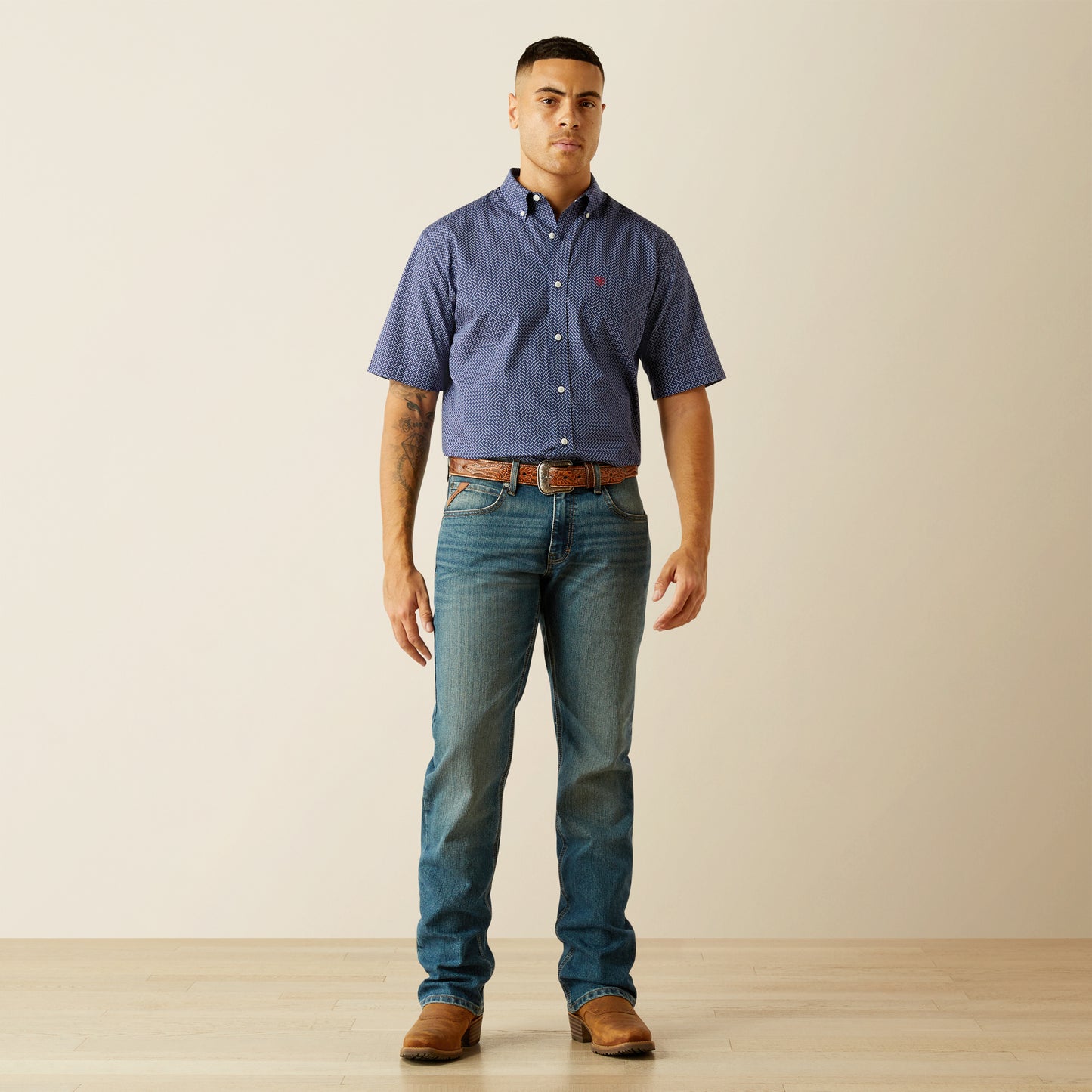 Ariat Wrinkle Free Davis Classic Fit Shirt in Dark Blue