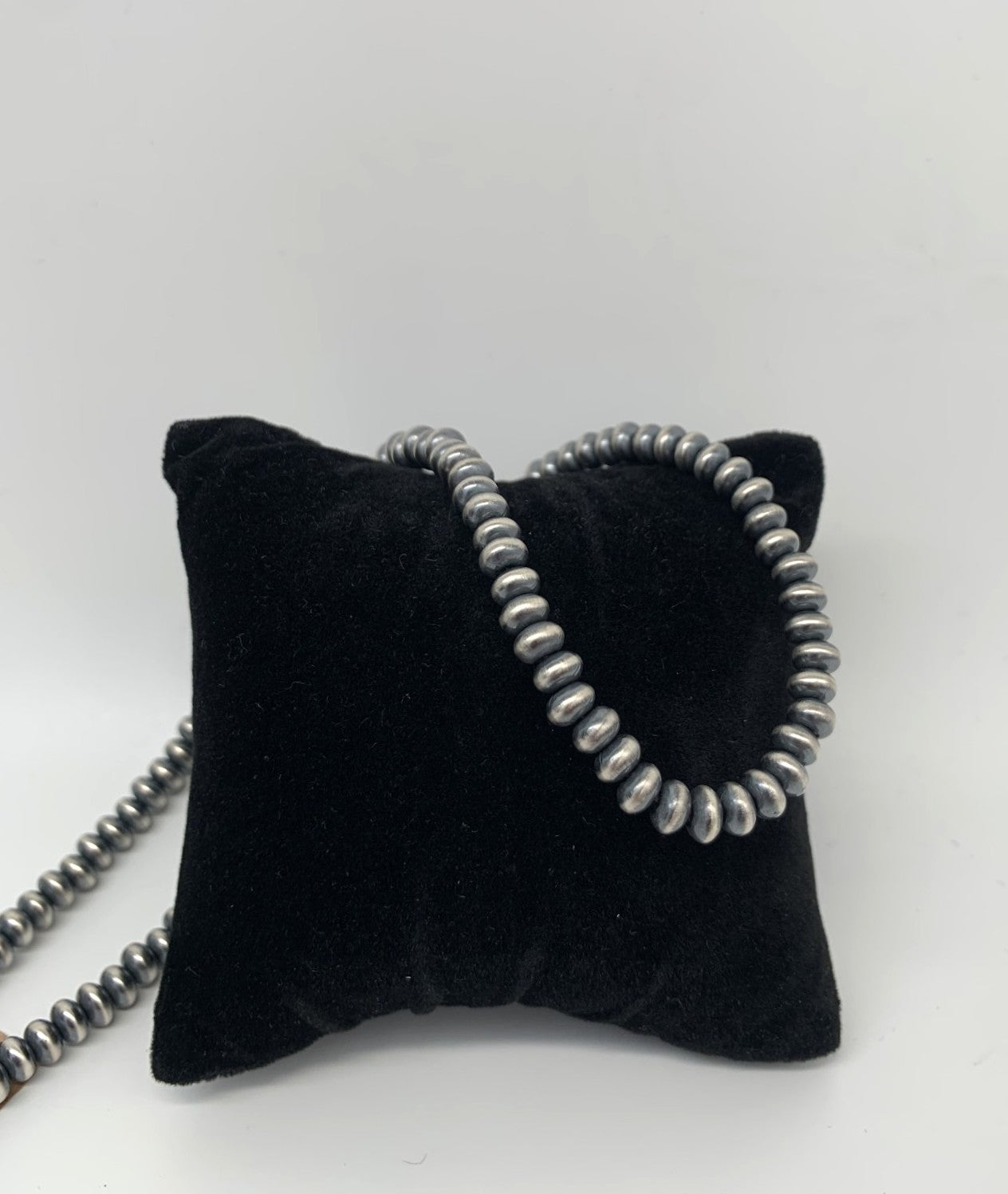 18" Navajo Pearl Necklace