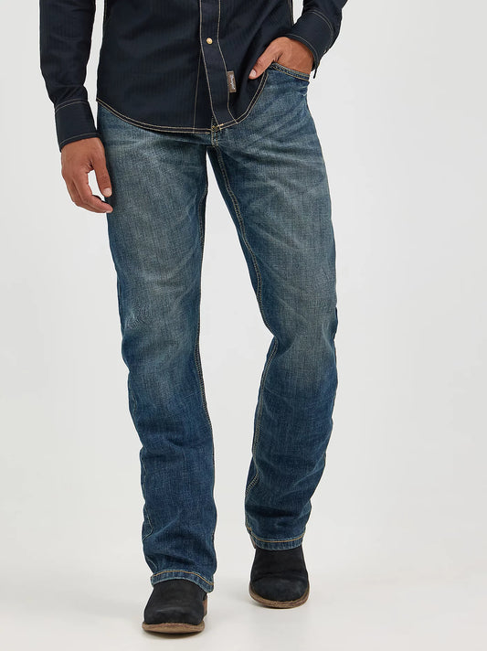 Wrangler Men's Retro Layton Slim Fit Bootcut Jean