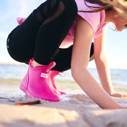 XTRATUF Little Kid's Ankle Deck Boot in Neon Pink