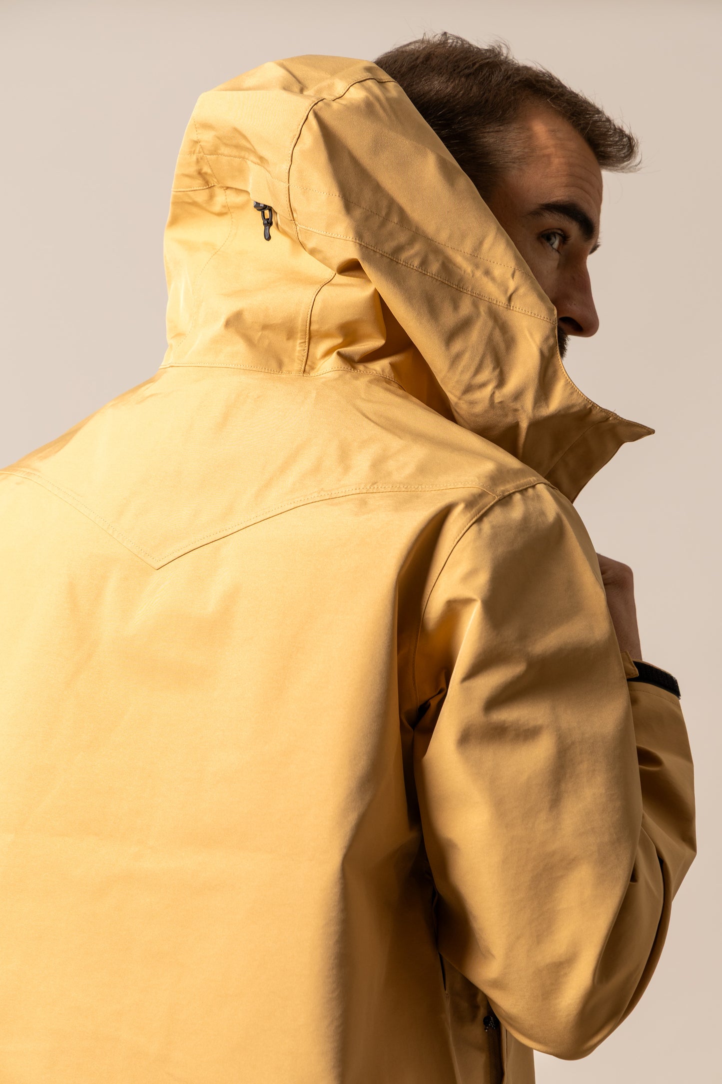 Kimes Ranch Beartooth Shell in WW Brown