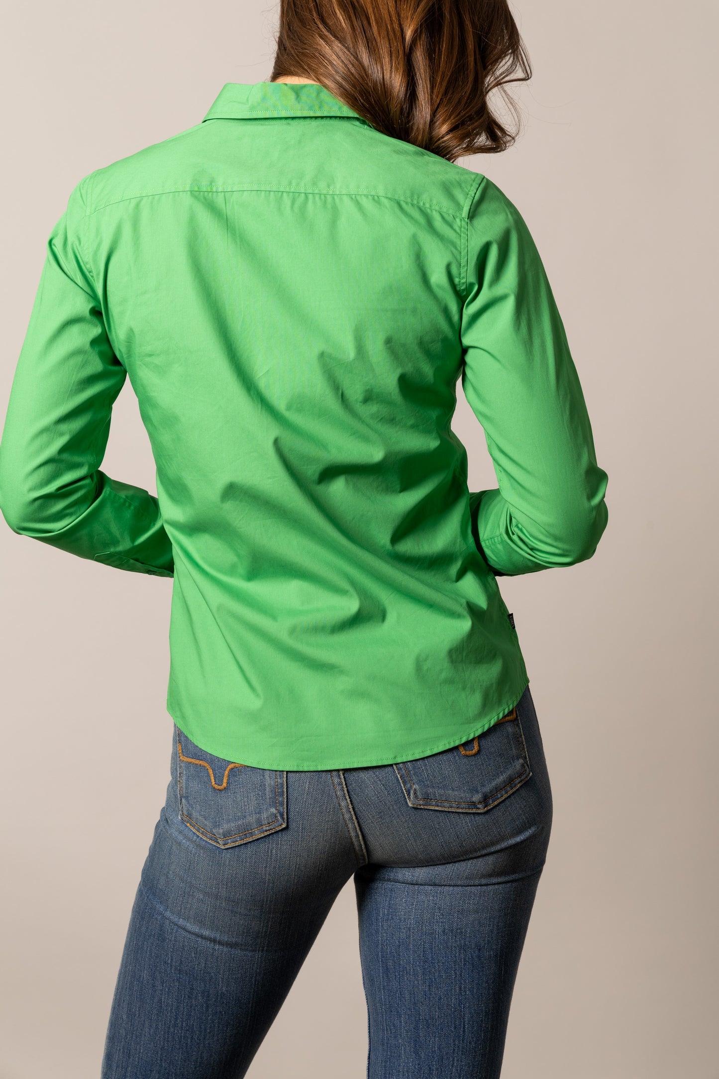 Kimes Ranch Ladies KR Team Shirt in Kelly Green