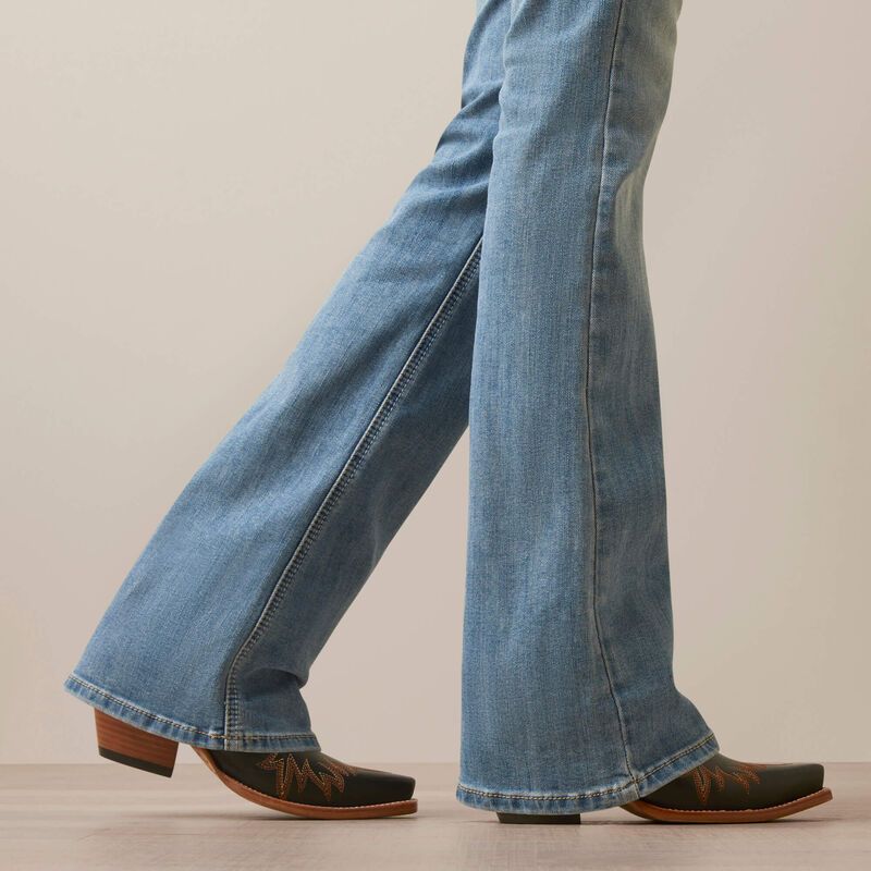 Ariat R.E.A.L. Perfect Rise Arrow Fit Penelope Boot Cut Jean