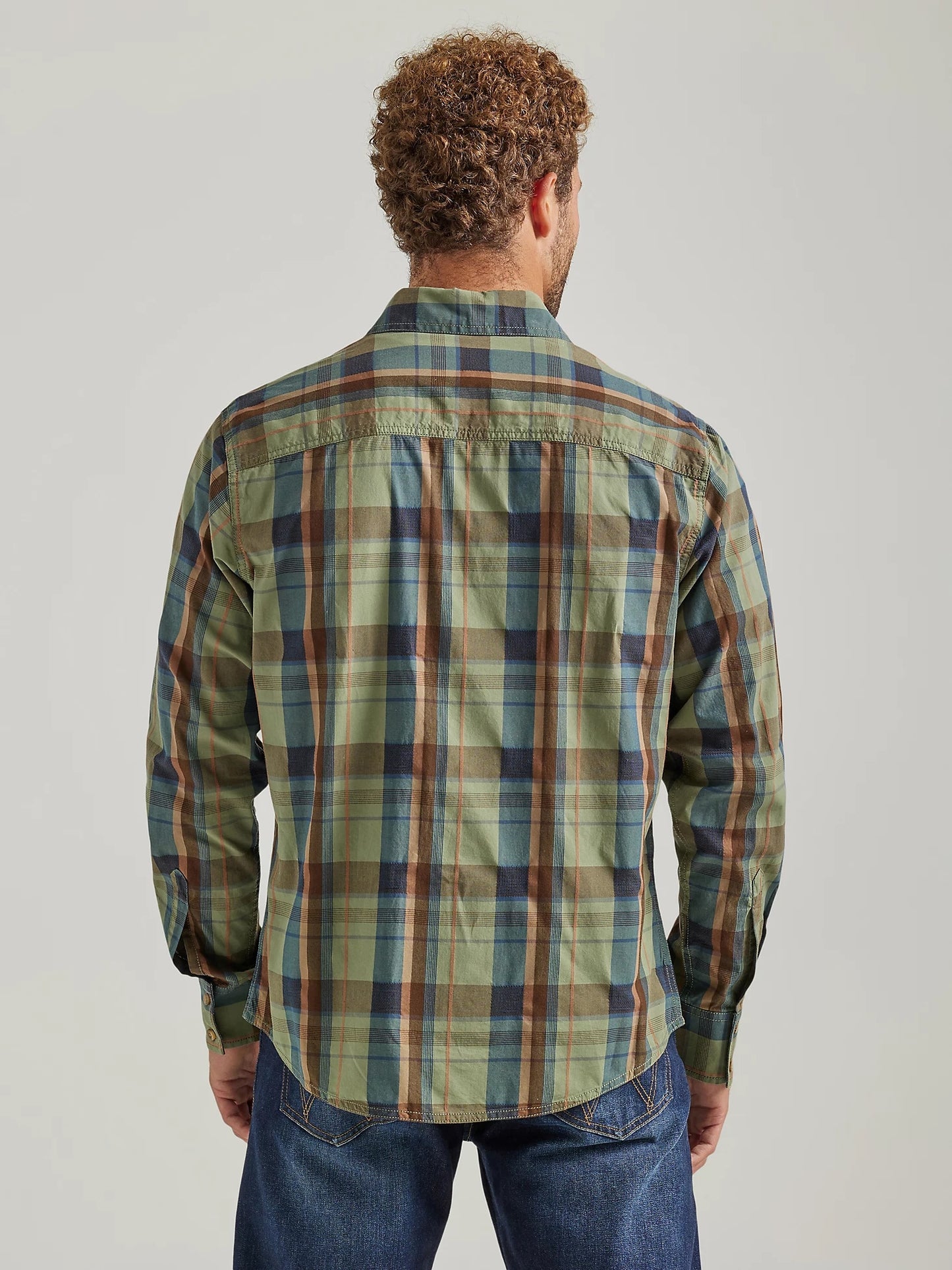 Wrangler Men's Retro Western Snap Plaid Shirt in Olive Madras