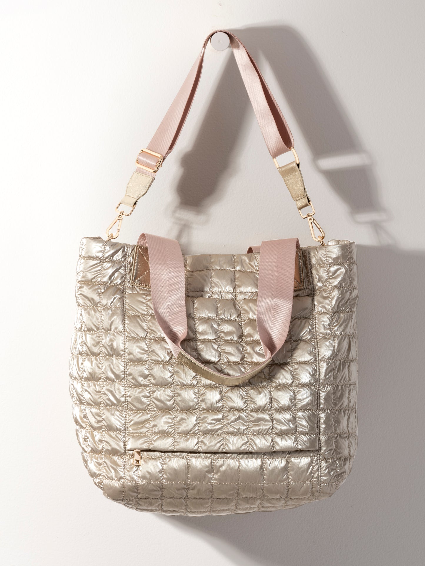 Shiraleah Logan Travel Tote in Gold