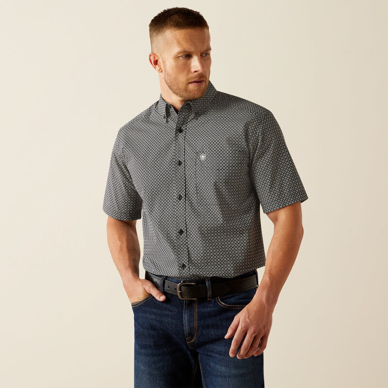 Ariat Gene Classic Fit Shirt in Black