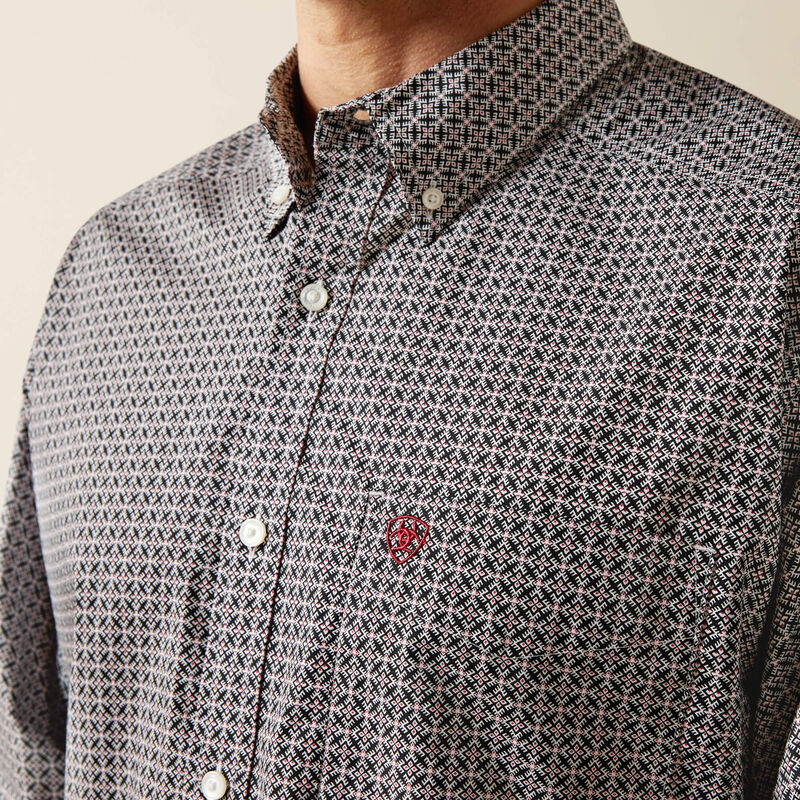 Ariat Tobias Classic Fit Shirt in Black