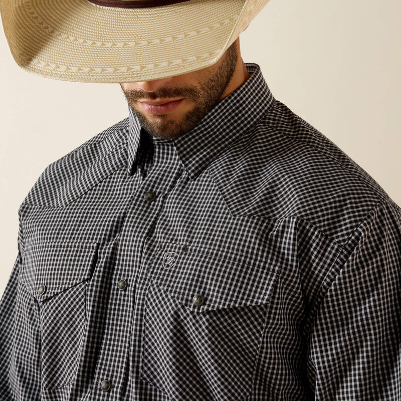 Ariat Pro Series Tobin Classic Fit Snap Shirt in Black Plaid