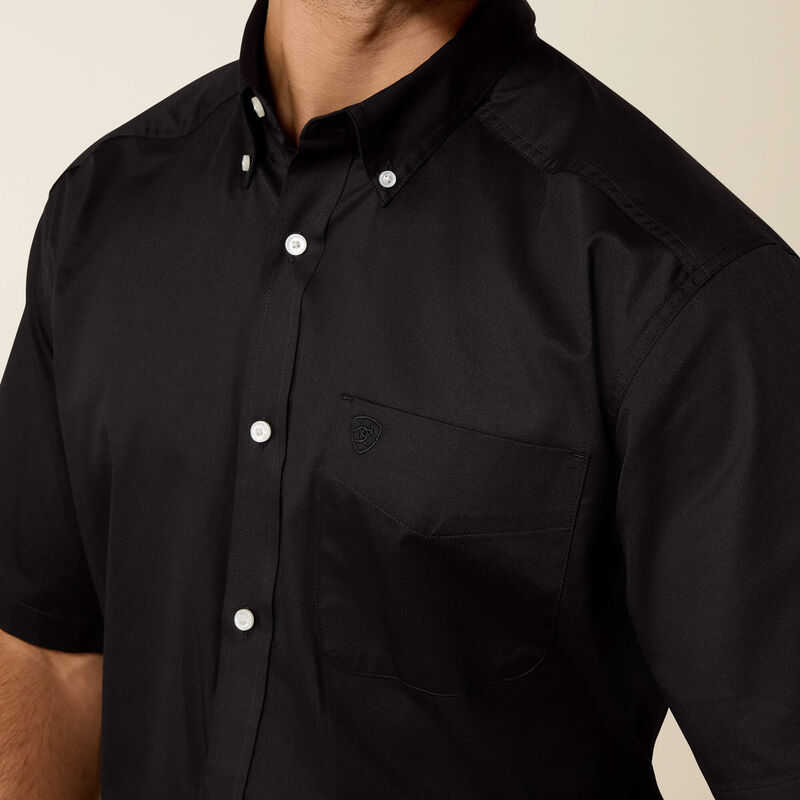 Ariat Lightweight Twill Classic Fit Shirt in Black