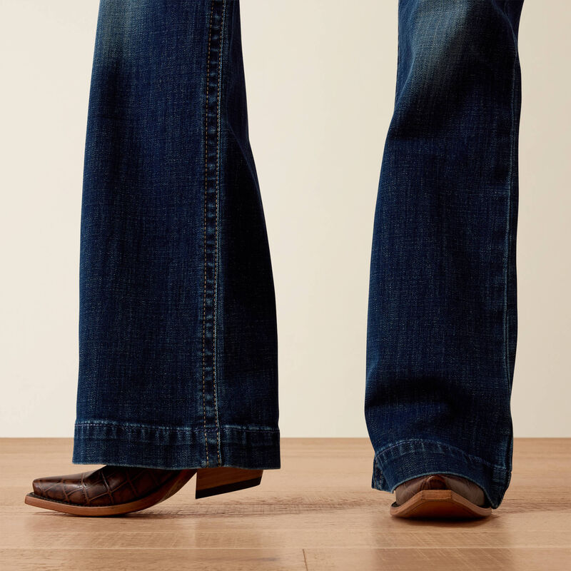 Ariat Perfect Rise Kahlani Trouser Jeans in Berryessa