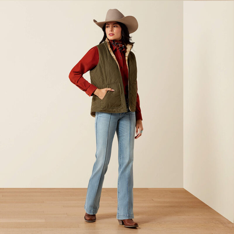 Ariat Dilon 2.0 Reversible Insulated Vest in Ivy Green/Wild Horses