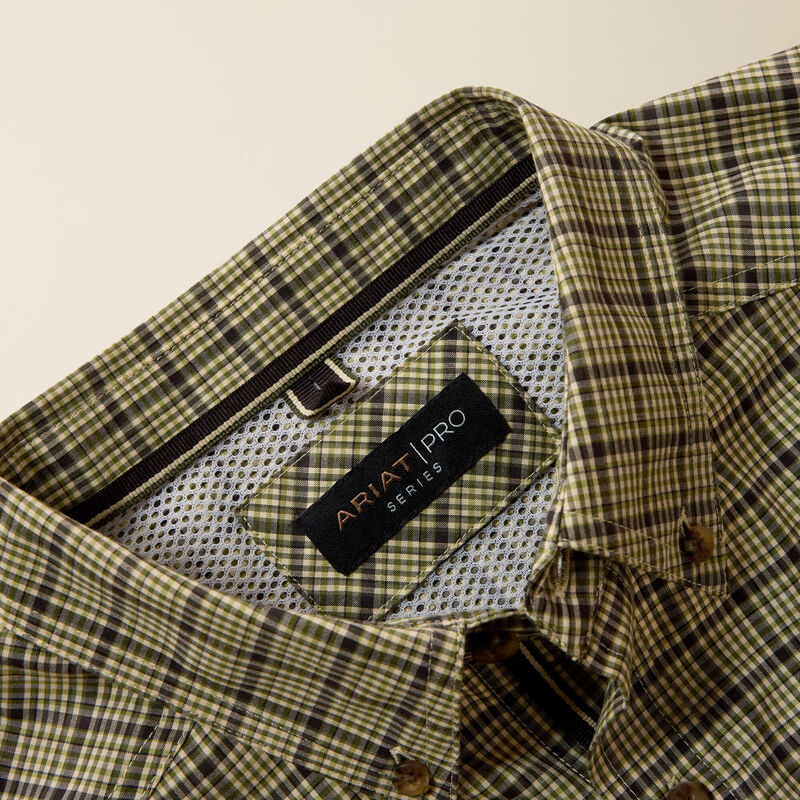 Ariat Pro Series Jiles Classic Fit Shirt in Woodbine Green Small Plaid