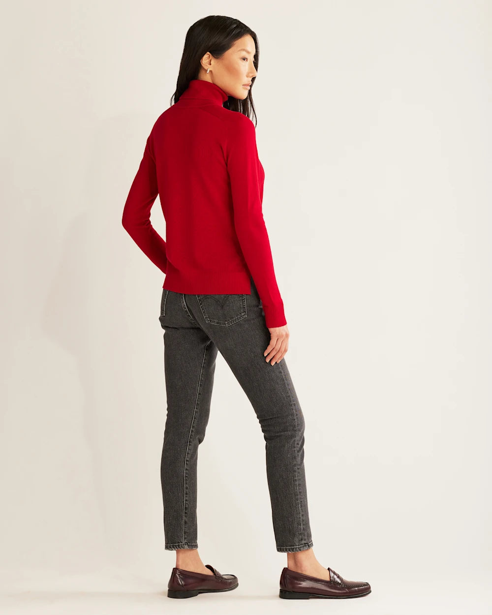 Pendleton Women's Raglan Merino Turtleneck in Salsa