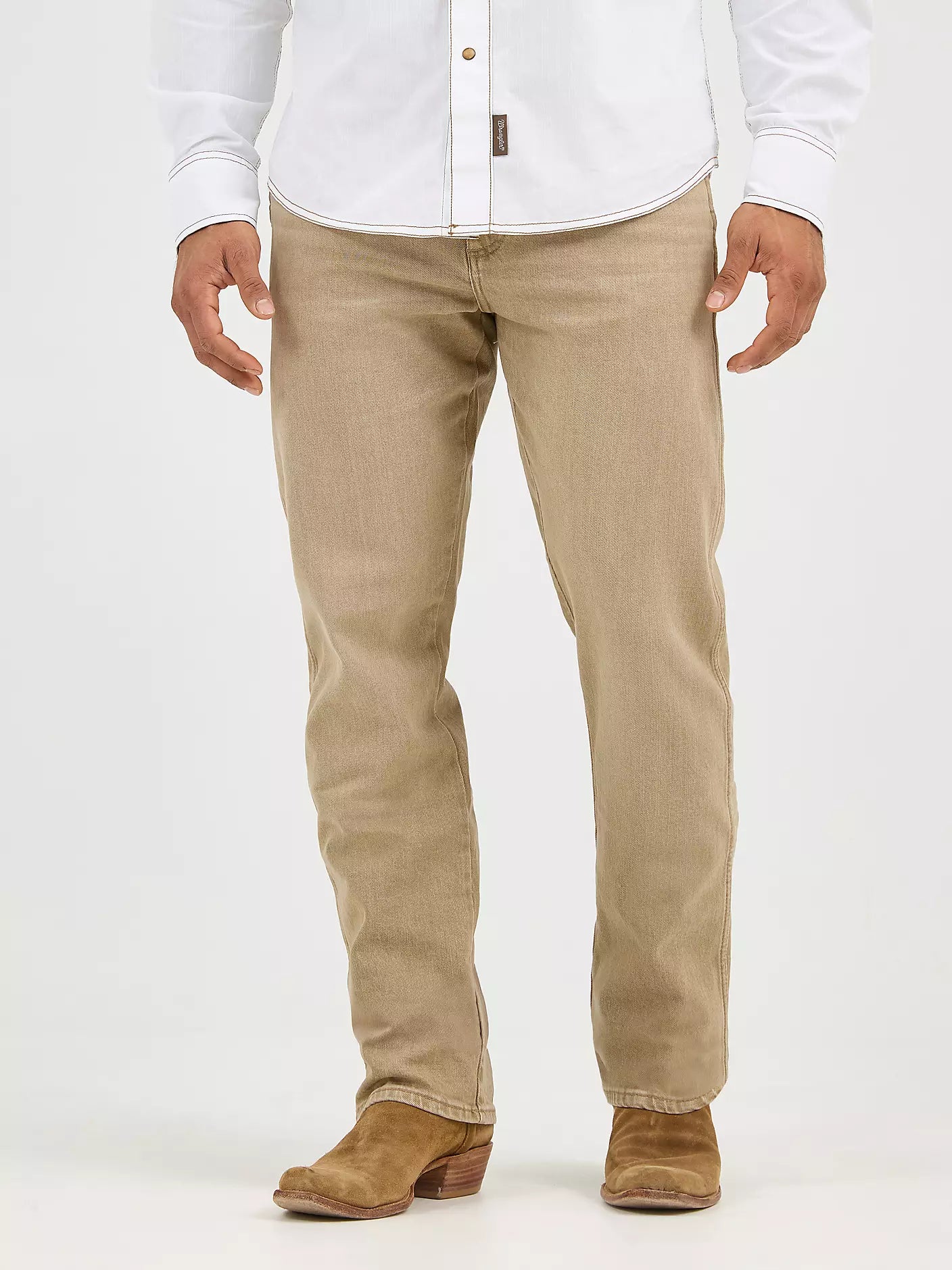 Wrangler Men's Wrangler Retro® Slim Fit Straight Leg Jean in Saddle