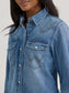 Wrangler Women's Classic Denim Slim Mid Wash Western Snap Shirt