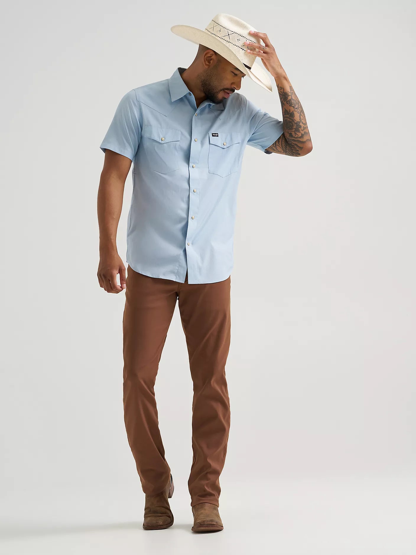 Wrangler All Terrain Gear Drover Short Sleeve Utility Shirt in Cerulean