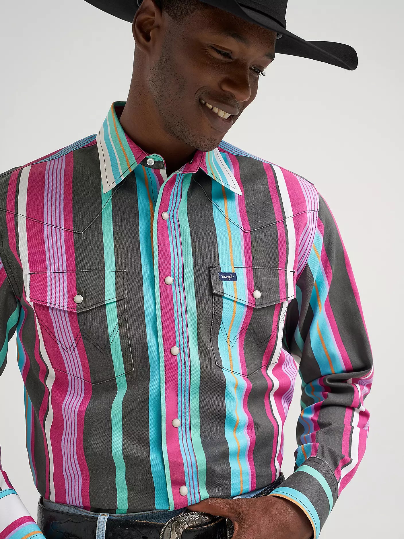 Wrangler Vintage-Inspired Brushpopper Western Snap Workshirt in Dester Dusk