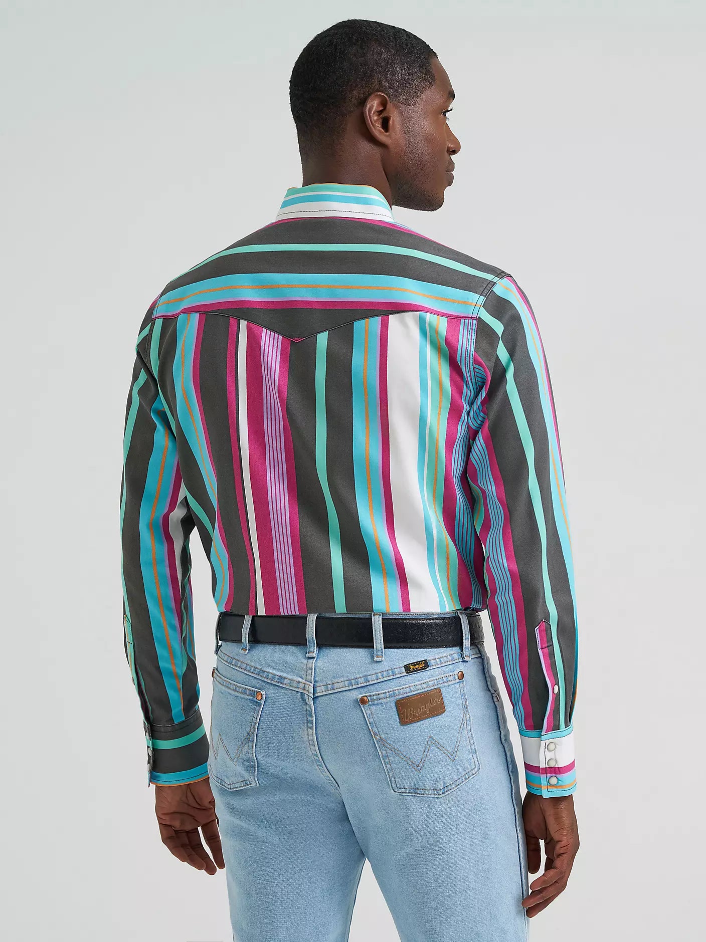 Wrangler Vintage-Inspired Brushpopper Western Snap Workshirt in Dester Dusk