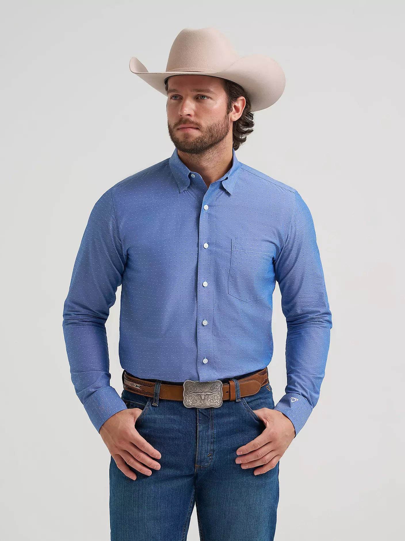 Wrangler Men's Cody Johnson One Pocket Button Down Shirt in Arrow Dots