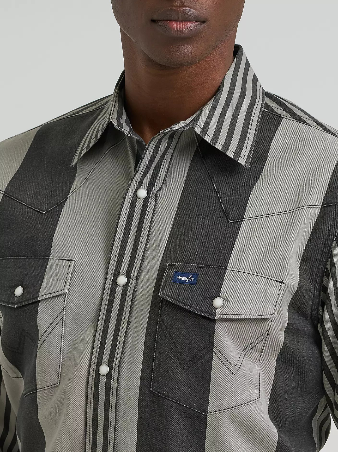 Wrangler Vintage-Inspired Brushpopper Western Snap Workshirt in Smoky Stripes