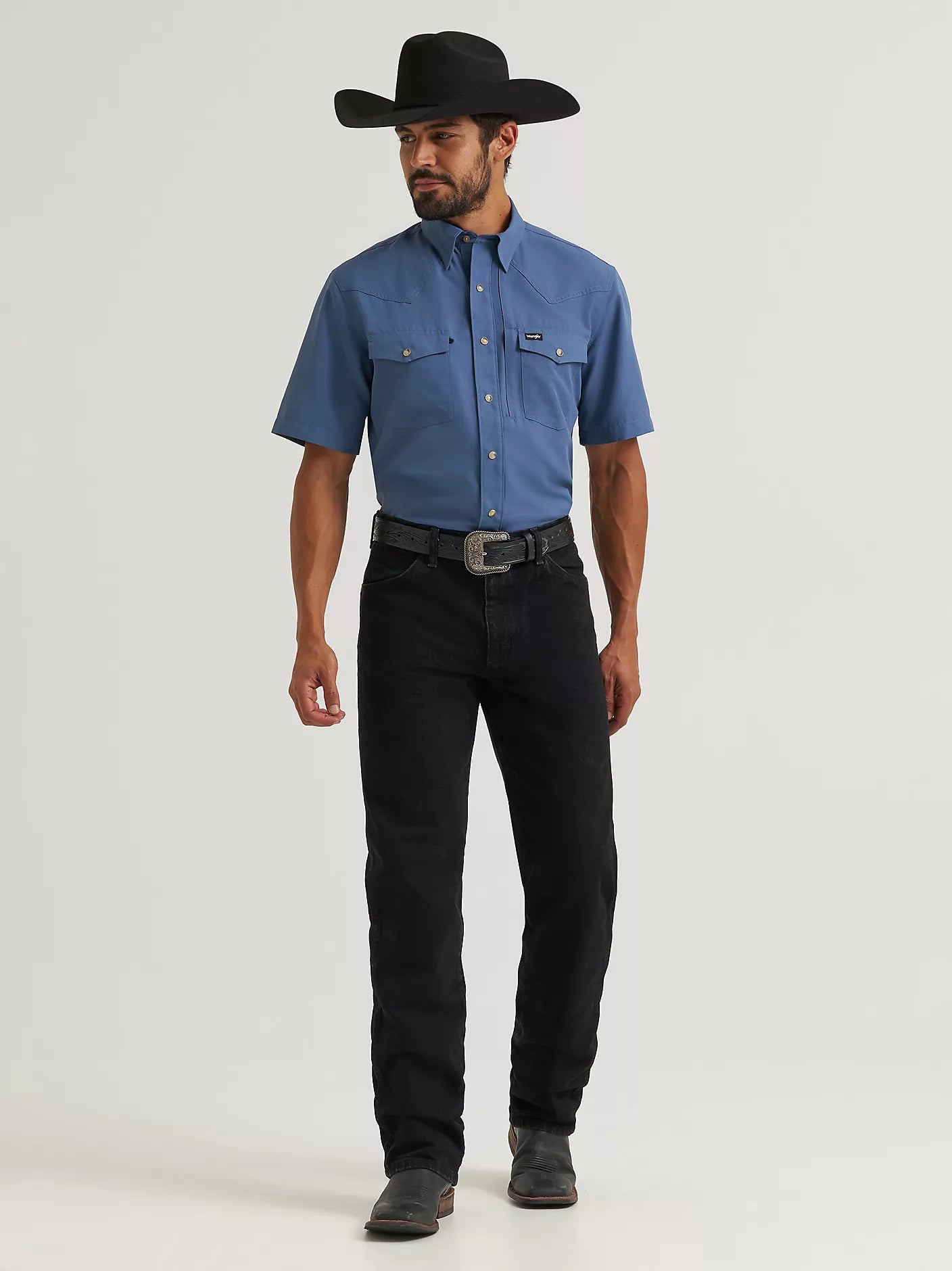 Wrangler All Terrain Gear Men's Performance Solid Shirt in Vintage Indigo