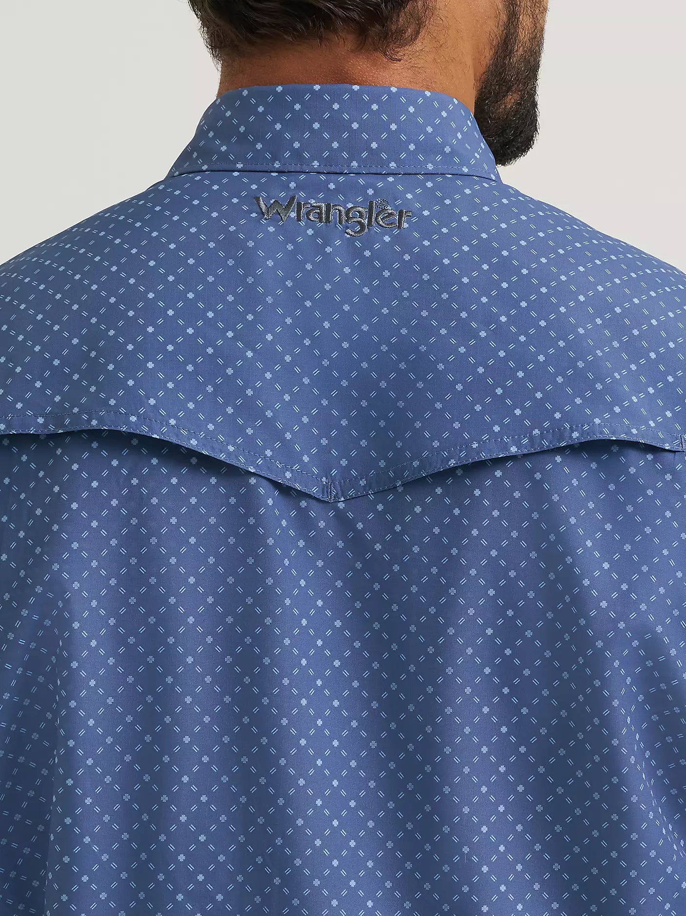 Wrangler All Terrain Gear Men's Performance Print Shirt in Indigo
